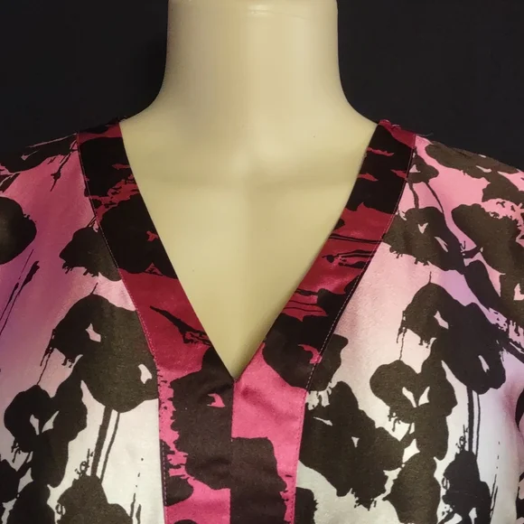 Motherhood Maternity Top Size Medium - Picture 3 of 9